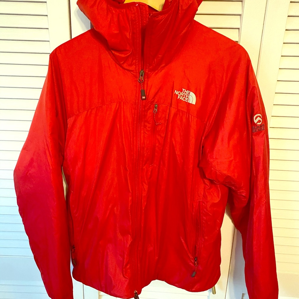 The North Face Summit Series Men's Red Puffer Ski Snowboard Jacket